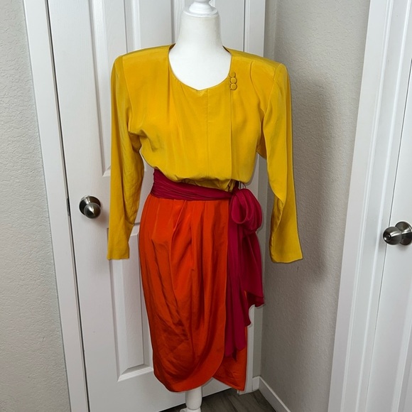 Gillian Silk Wrap Crepe Haute Couture Wrap Dress Vintage 80s - Picture 1 of 17